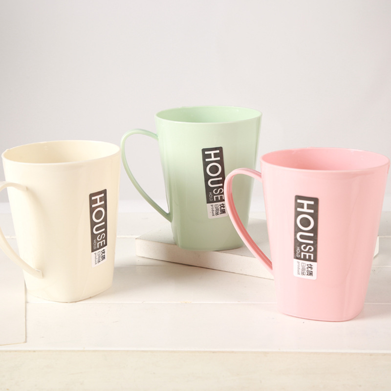 Colourful Gargle Cup photo 4 of 5